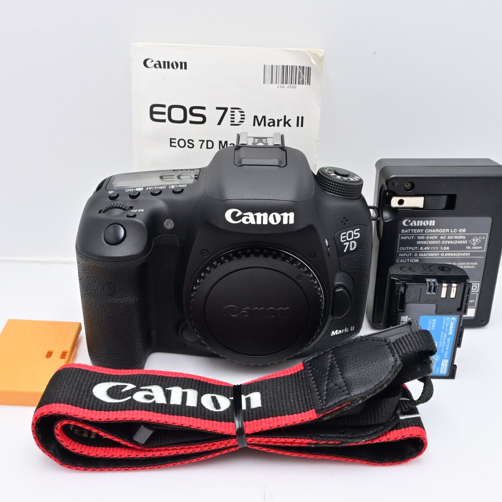 Canon キヤノン デジタル一眼レフカメラ EOS 7D Mark IIボディ