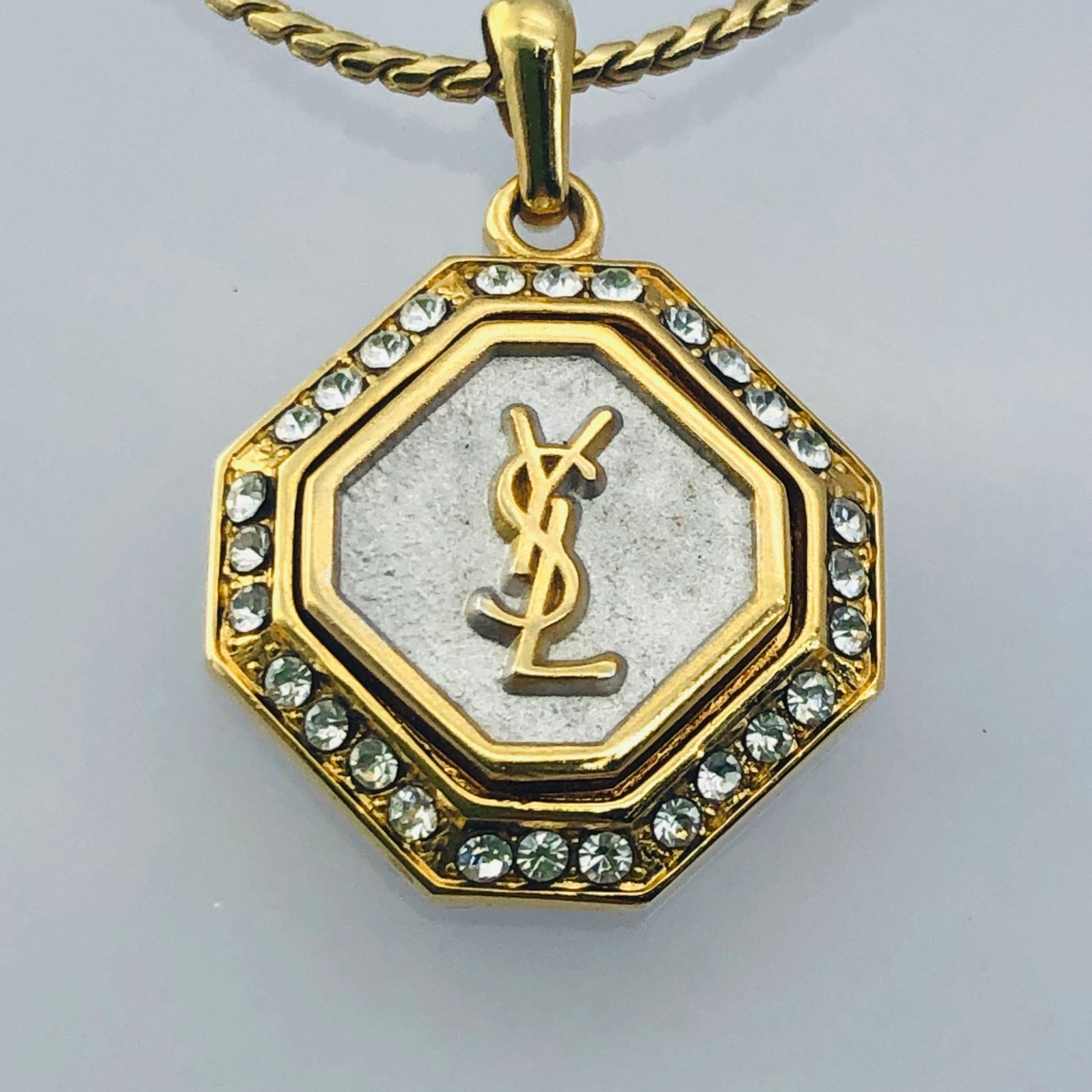 ○Yves Saint Laurent カサンドラネックレス YSL ゴールド 