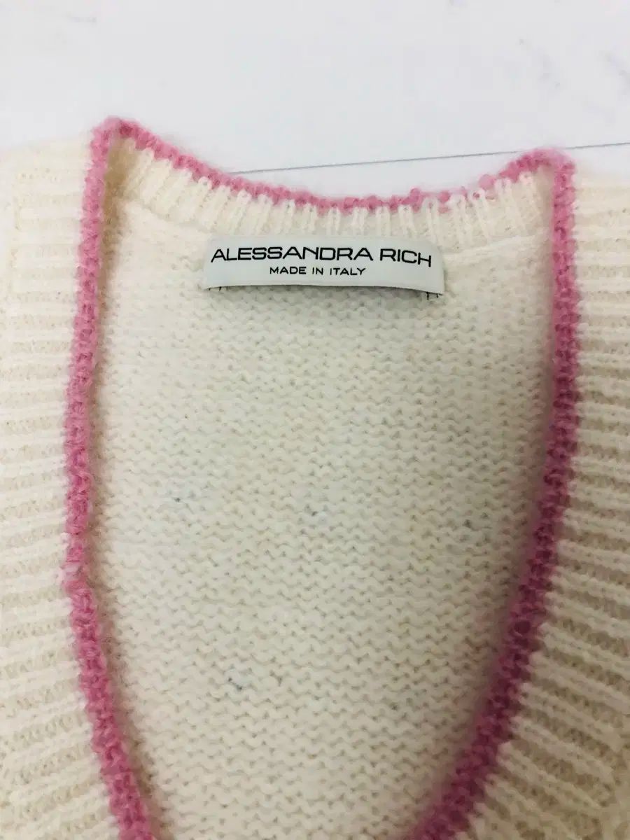 ドルチェ＆ガッバーナ スパンコール ニット ベスト F9147Z レディース ブラック ゴールド DOLCE&GABBANA 中古 【アパレル・小物】 楽天市場】ドルチェ＆ガッバーナ スパンコール ニット ベスト