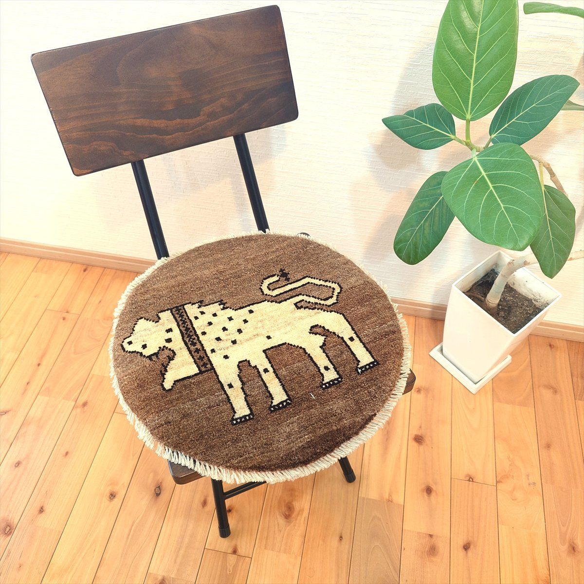 ペルシャ ギャッベ アマレバフト ミニマット 横40.5Φ40㎝ 円形