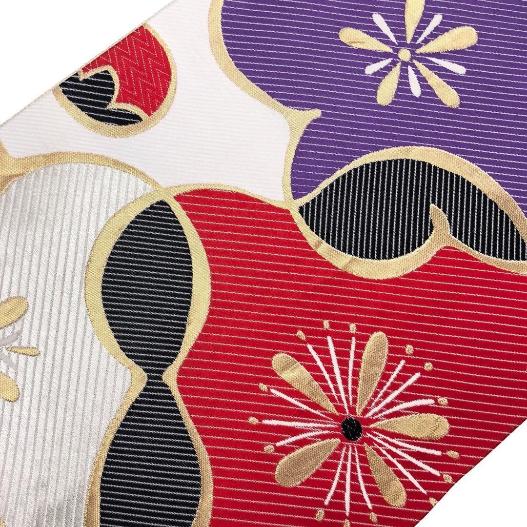 梅の花模様 白色