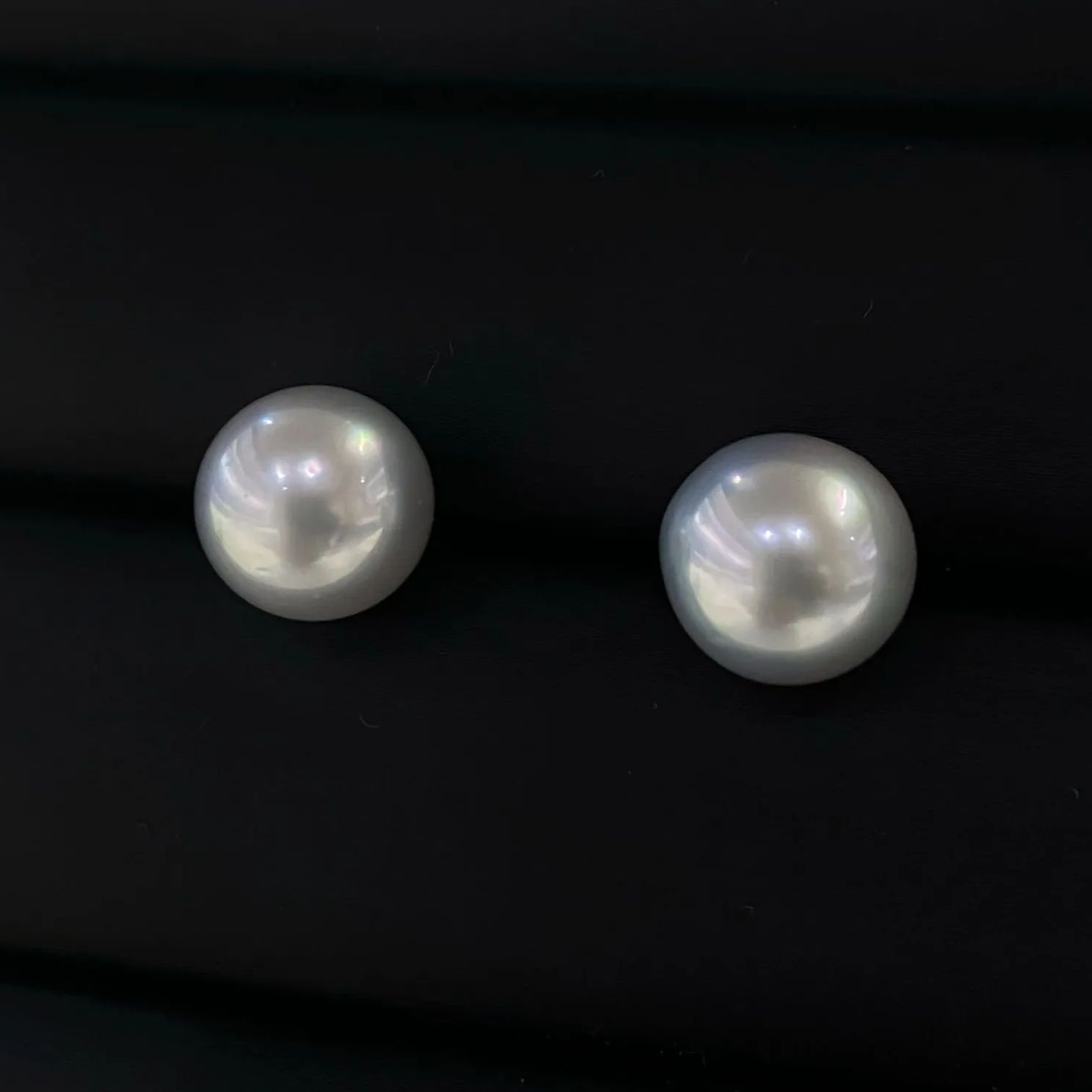 南洋白蝶真珠パールピアス 16×14mm ナチュラルゴールドカラー K18製