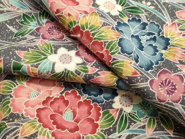 平和屋着物●上質な小紋 紬地 型染め 扇面草花文 正絹 ♥ CAAZ6505dy