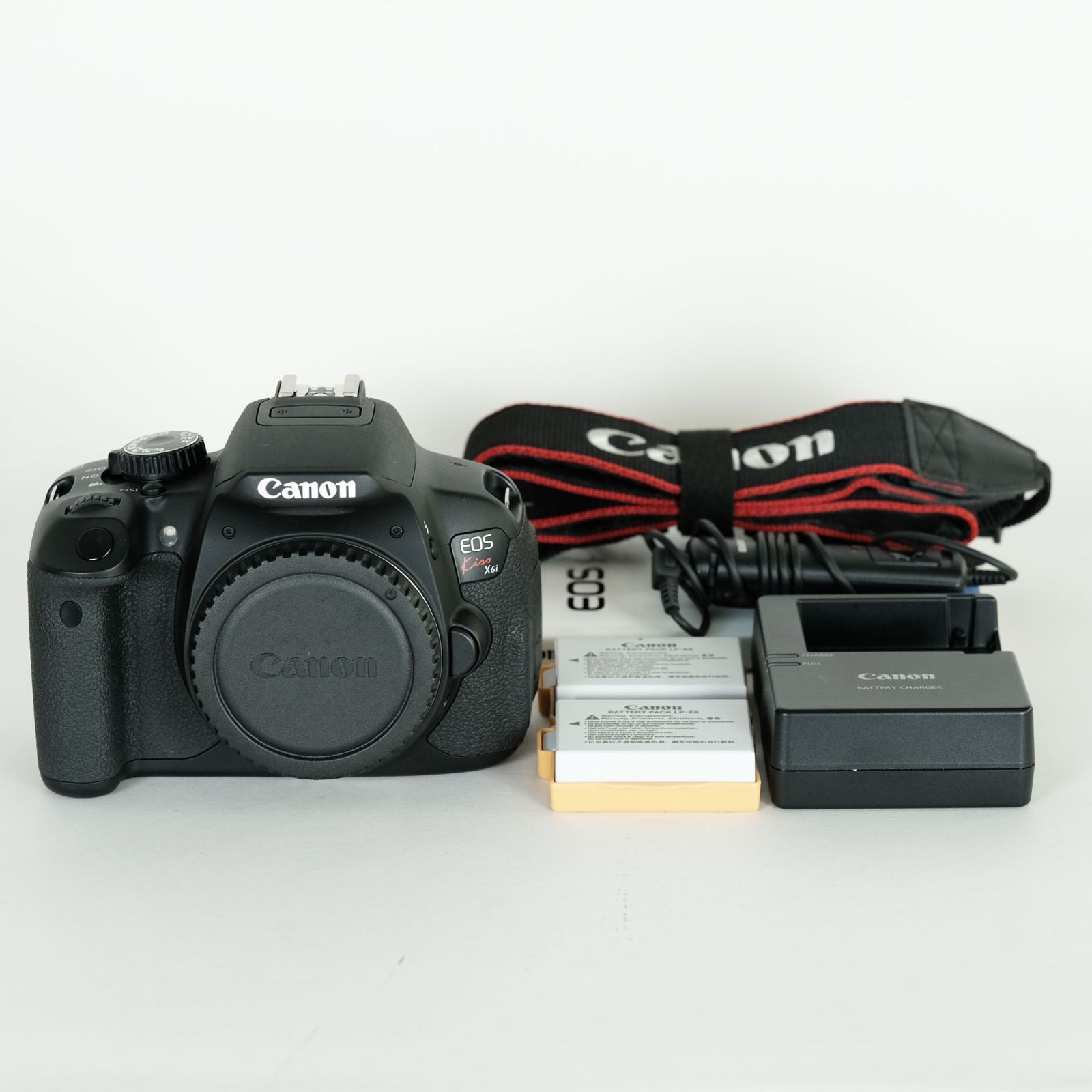 ｜シャッター数2 393回｜バッテリー2個 Canon EOS Kiss X6i ボディ | キヤノンEF-Sマウント