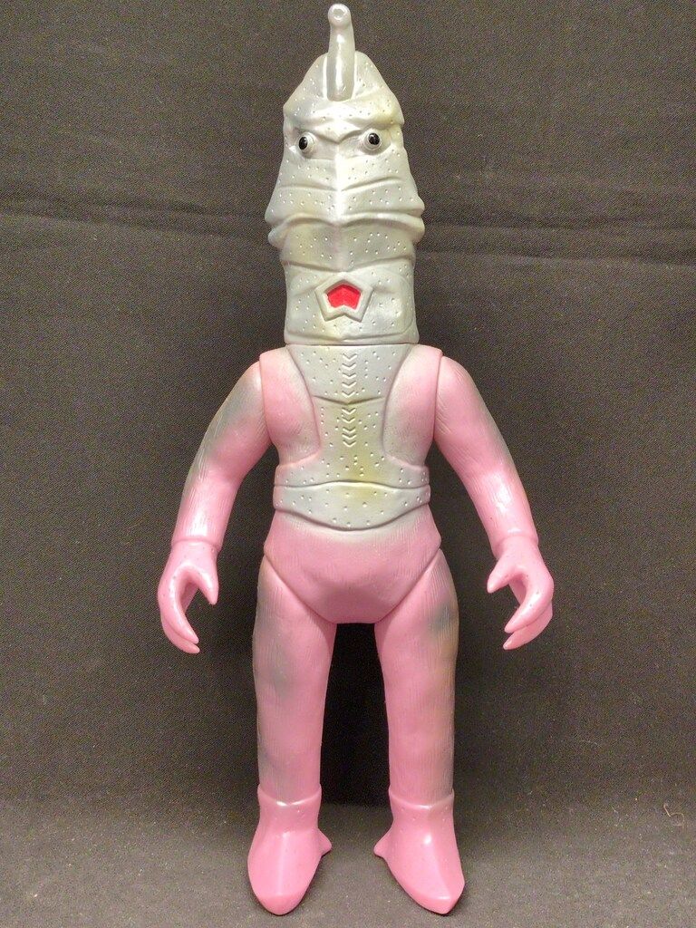 ベアモデル オール怪獣コレクション キュラソ星人 ピンク成型 白銀塗装