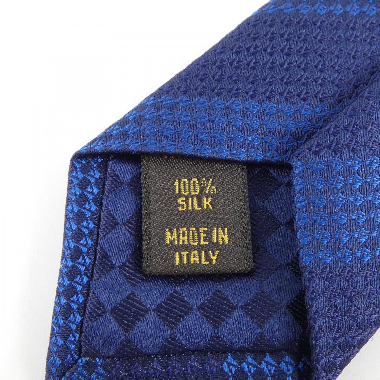 NECKTIE
