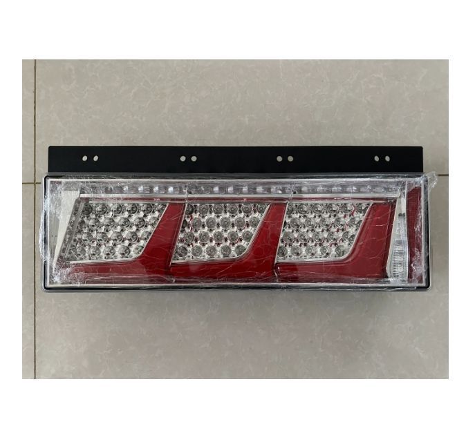 KOITO 3連テール クリアシーケンシャル左右セット 小糸 KOITO LED3連