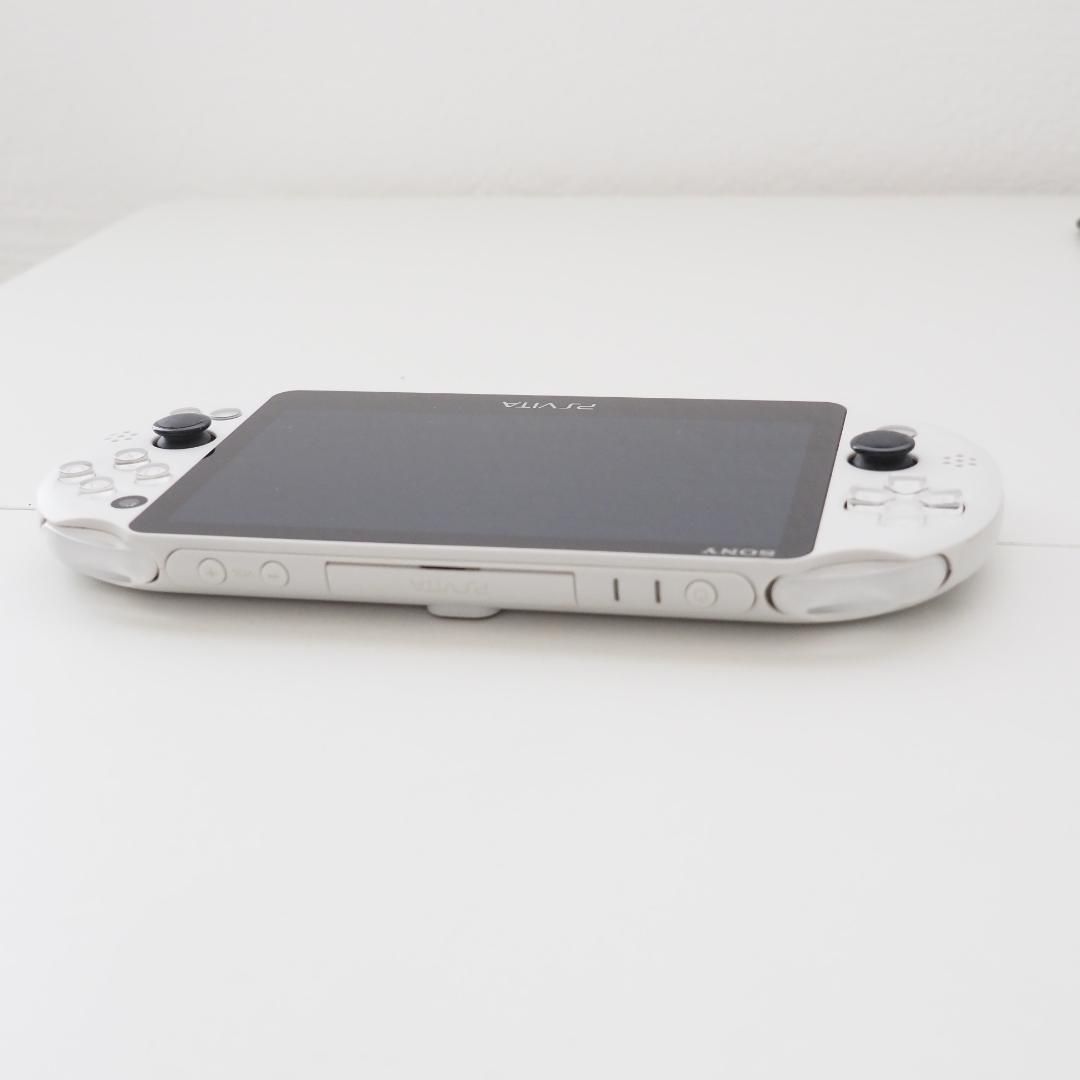 PS Vita 本体 PCH-2000 グレイシャーホワイト SONY ソニー - メルカリ