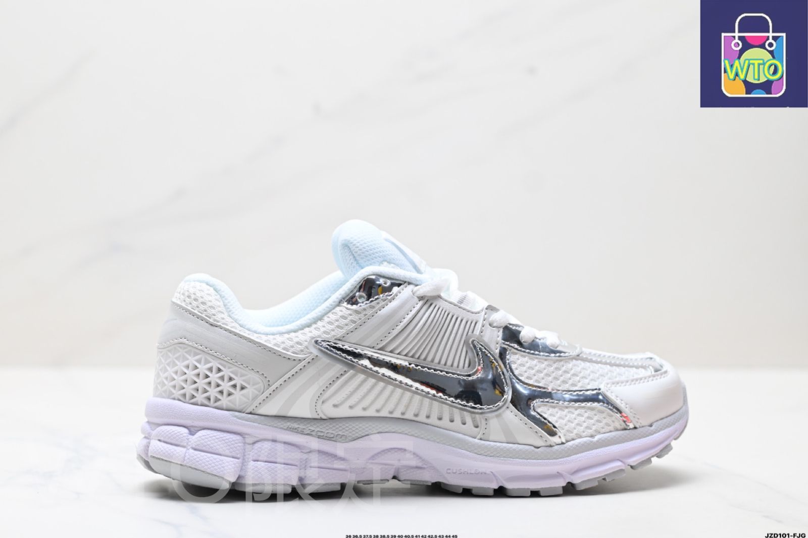 今日 ナイキ Nike Zoom Vomero 5 マラソンレトロランニング 5 代レジャースポーツジョギングシューズ -WTO輸入1