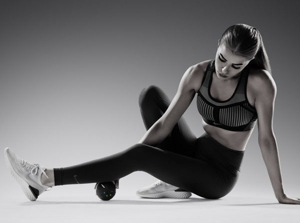 ハイパースフィアミニ HYPERSPHERE MINI バイブレーション付きマッサージボール [HYPERICE ハイパーアイス]  セルフケア 振動 コンディショニング