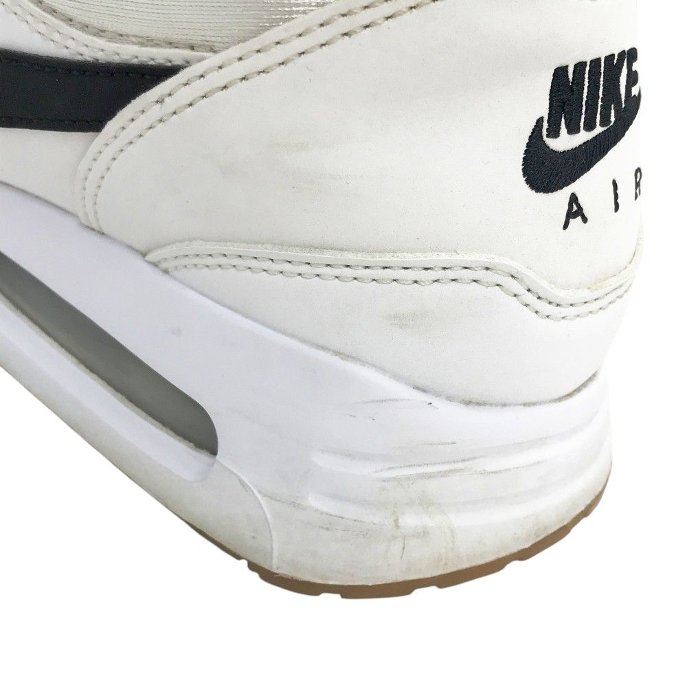 ゴルフシューズ