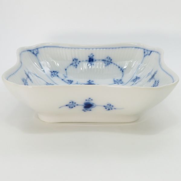 ブルーフルーテッド　プレイン　スクエアボウル　深皿 ロイヤルコペンハーゲン ボウル□ブルーフルーテッド プレインレース