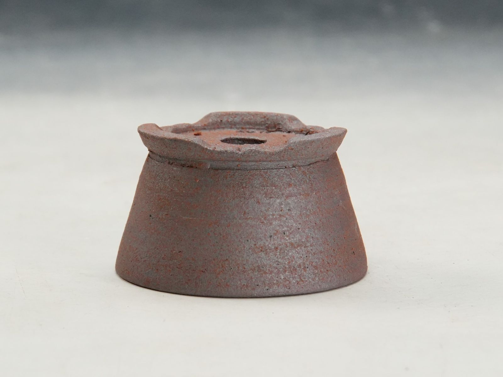 石井盆栽】ゆうき祥石 鉢 丸鉢 新品 横幅約5.2㎝p-130 - メルカリ