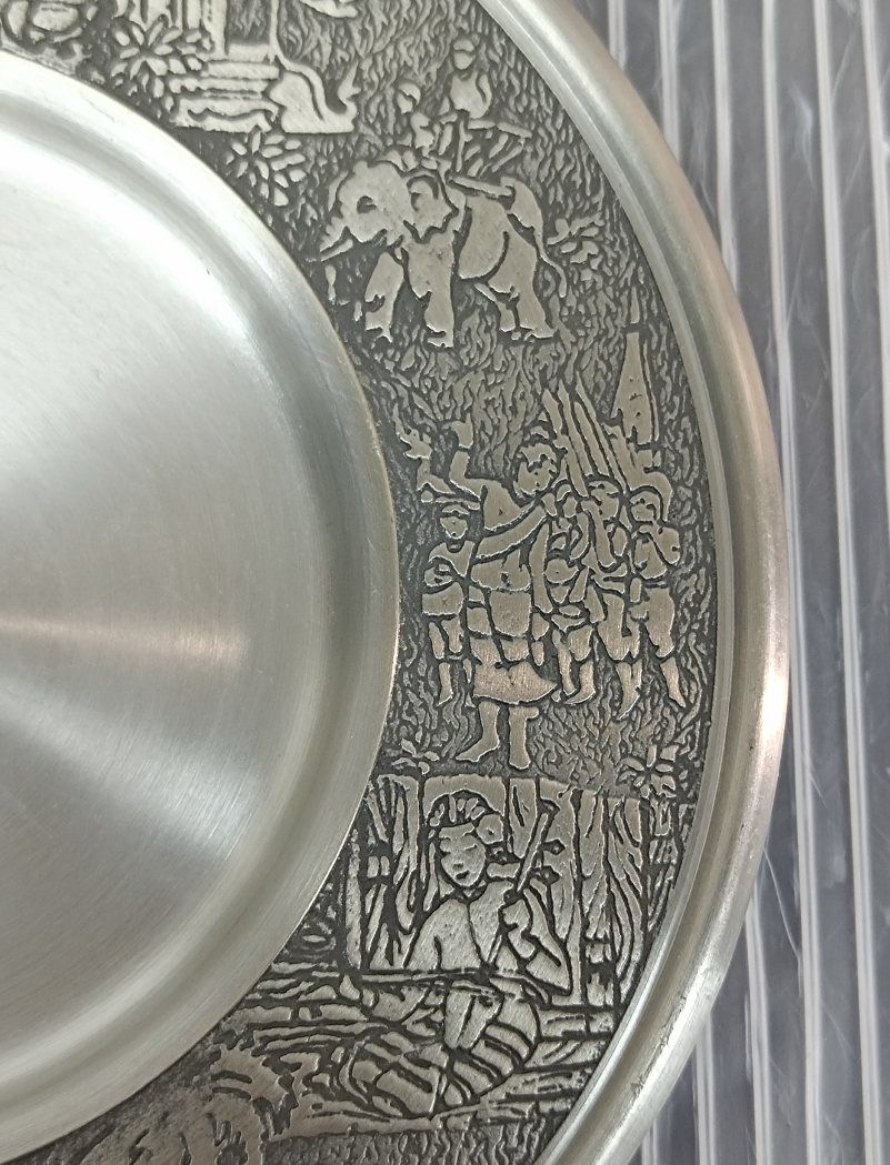 ビンテージ タイランド製 SIAM PEWTER 本錫製飾りプレート - メルカリ