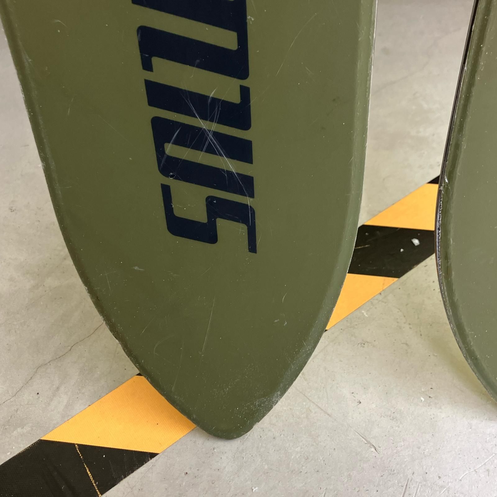 大好評販売中！ VECTOR GLIDE ベクターグライド スキー VECTOR GLIDE 193cm オリーブ GENIUS シール付属 滑走面 エッジ整備済み 格安通販サイト。