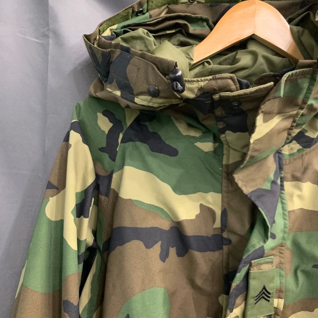 80s USA製 米軍 USARMY 迷彩 ゴアテックス マウンテンパーカー M 80s USA製 Columbiaコロンビア 迷彩 GORE-TEXゴアテックス