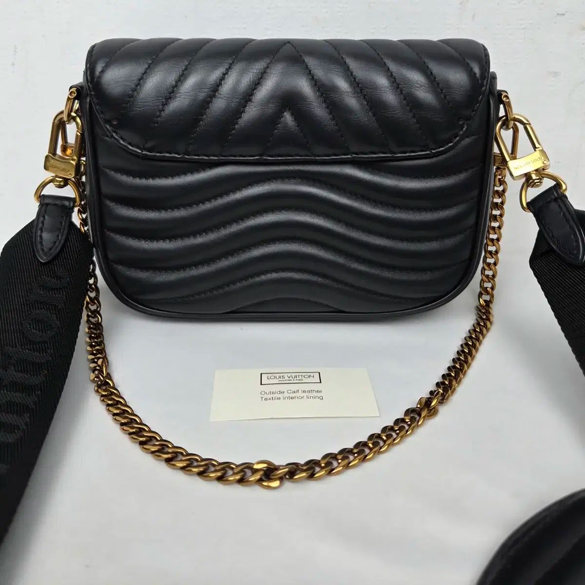 louis vuittonニューウェーブマルチポシェットショルダーバッグ Louis Vuitton(ルイヴィトン) ポシェット マルチ ニューウェーブ