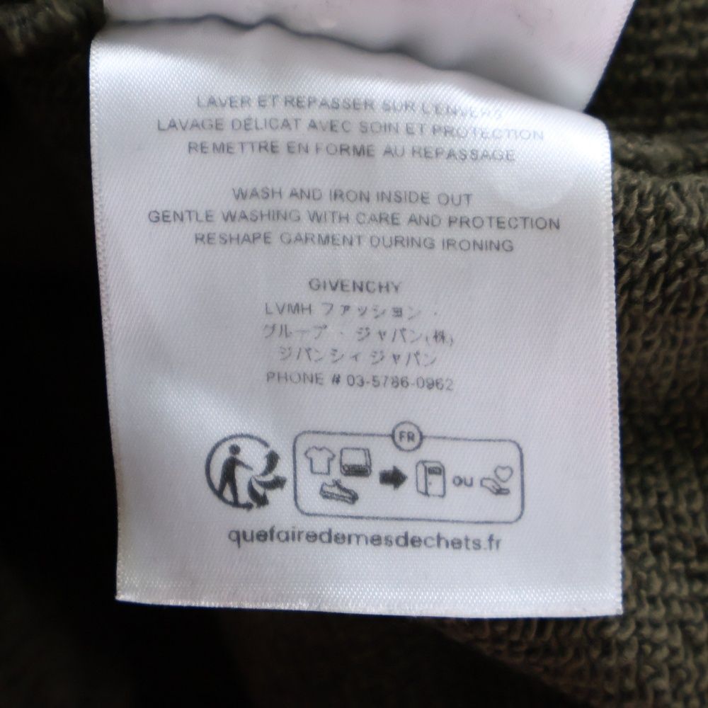 スリムフィットフーディ