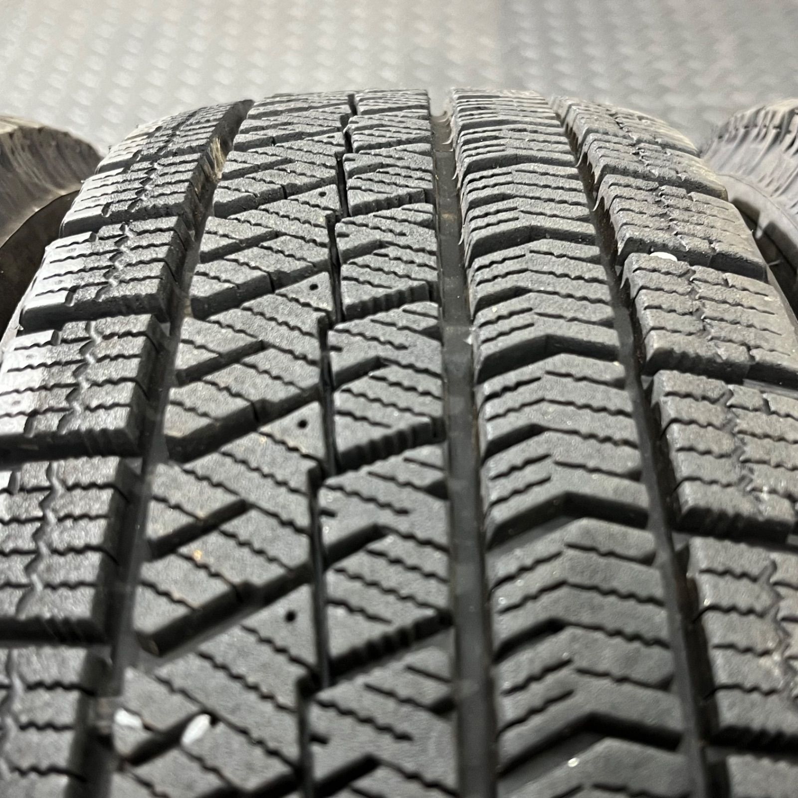 ブリヂストン ブリザックVRX2