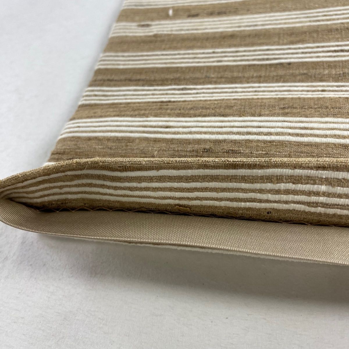 袋帯 美品 逸品 タッサーシルク 野蚕糸 縞 薄茶色 全通 正絹 袋帯 美品 逸品 タッサーシルク 野蚕糸 縞 薄茶色 全通 正絹