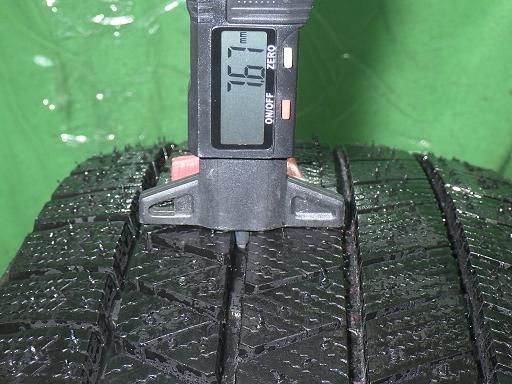 スタッドレス 22年製