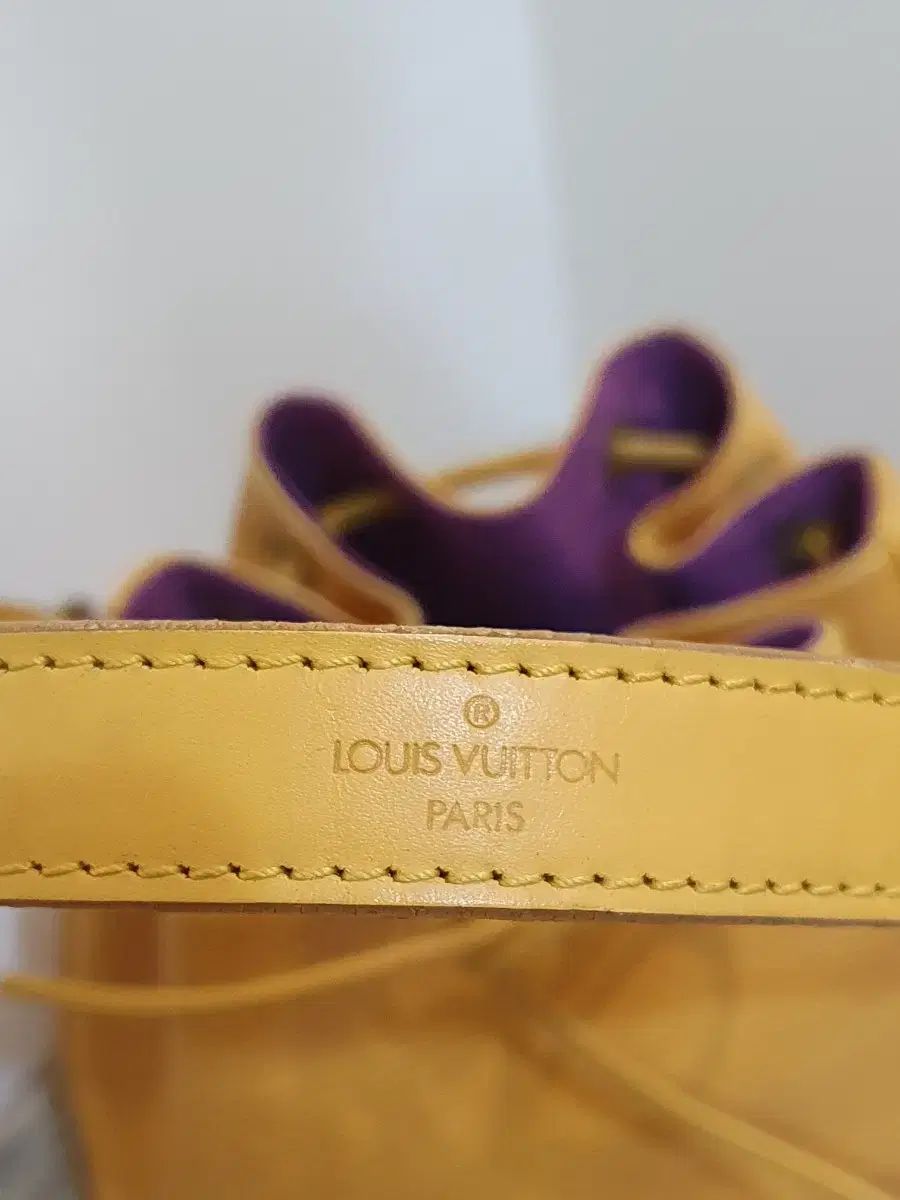 ショルダーバッグ