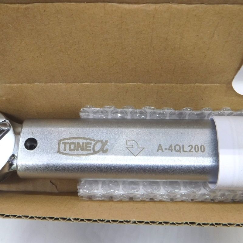 TONE 1/2DR プレセット形トルクレンチ A-4QL200 未使用 40～200Nm 