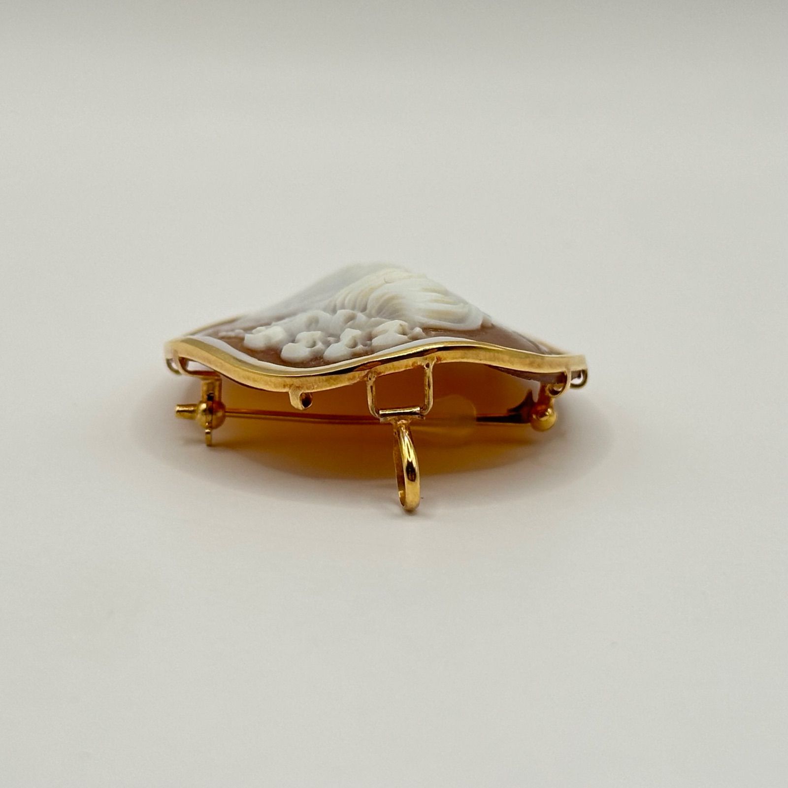 K18 シェル カメオ ペンダントトップ(ブローチ) 女性像 2way シェル