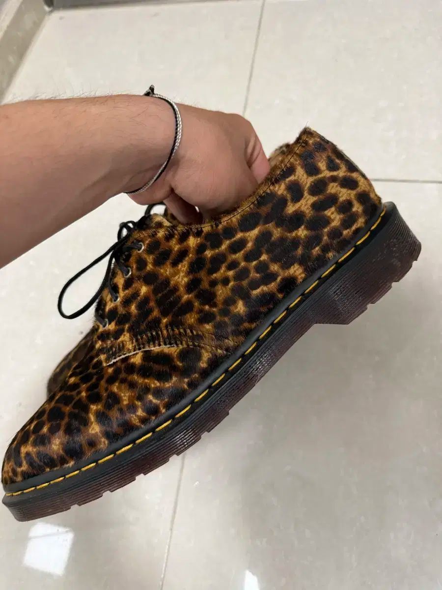 Smith LEOPARD DR. MARTENS(ドクターマーチン) スミス ヒョウ柄