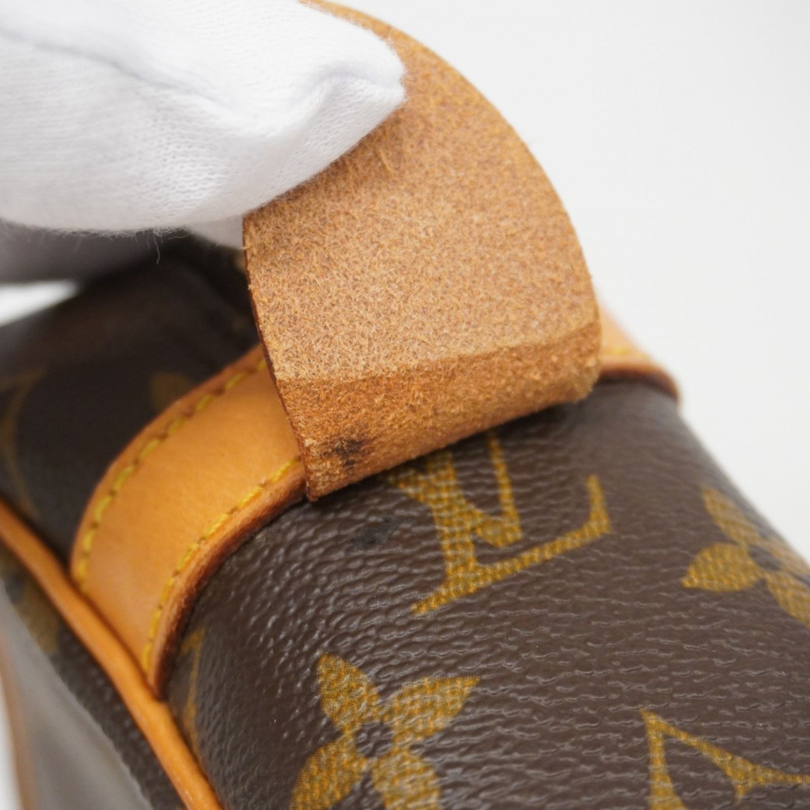 ルイヴィトン コンピエーニュ クラッチバッグ ルイヴィトン モノグラム