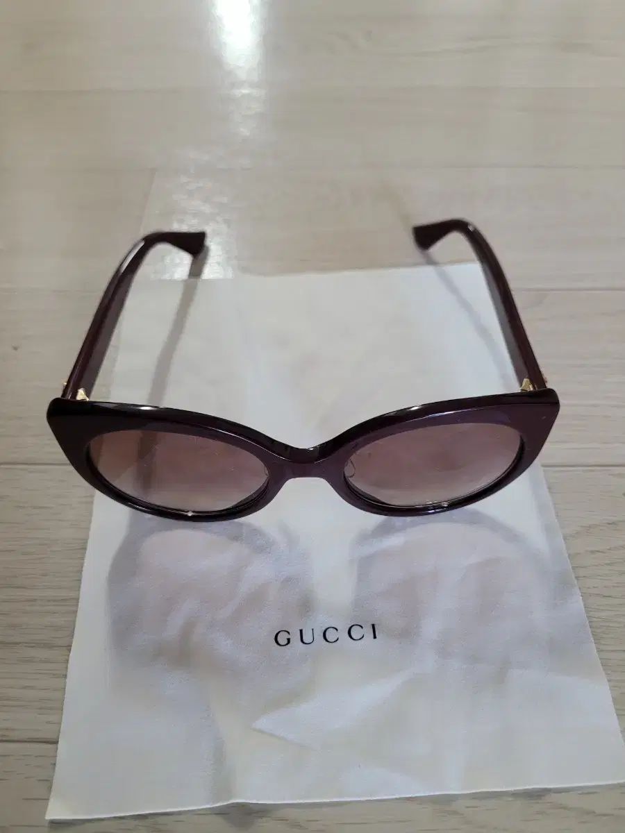 未使用　Gucci グッチ　サングラス　ケースつき GUCCI - GUCCI サングラス（ケース付き）の通販 by ずんだ's
