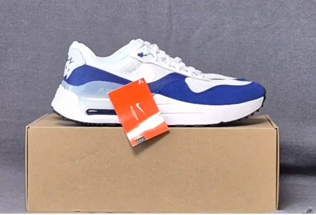NIKE ナイキ エアマックス AIR MAX スニーカー