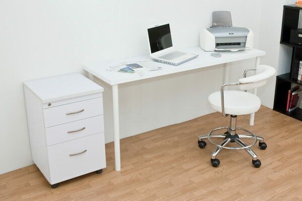 フリーテーブル 作業台 PCデスク 書斎テーブル 幅150cm×奥行45cm ホワイト 白 天板厚3cm MARWIL-DEMENAGEMENTS_CH