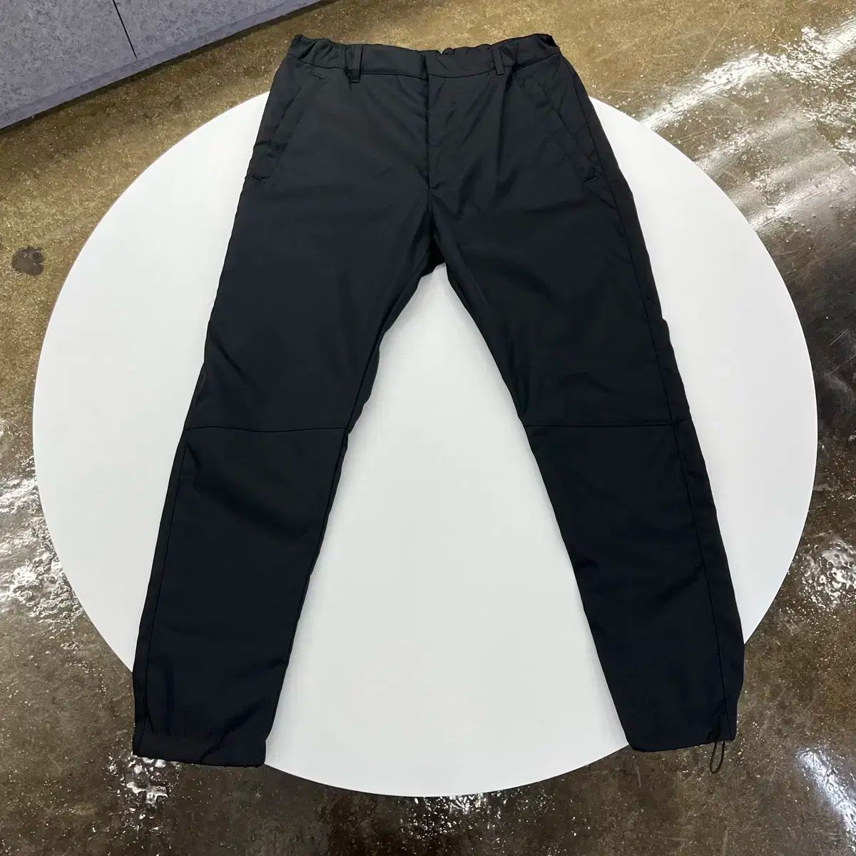 PRADA プラダ 三角ロゴ パンツ