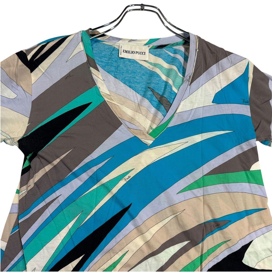 B033 EMILIO PUCCI エミリオプッチ カットソー シャツ Tシャツ B033 EMILIO PUCCI エミリオプッチ カットソー シャツ Tシャツ