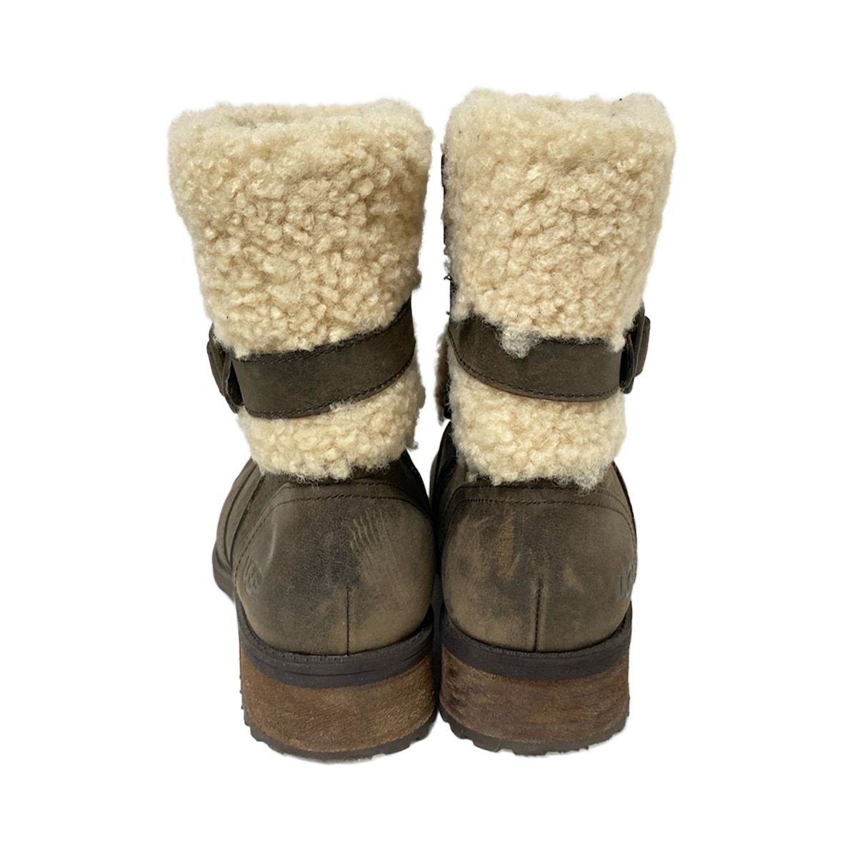アグ ショートブーツ