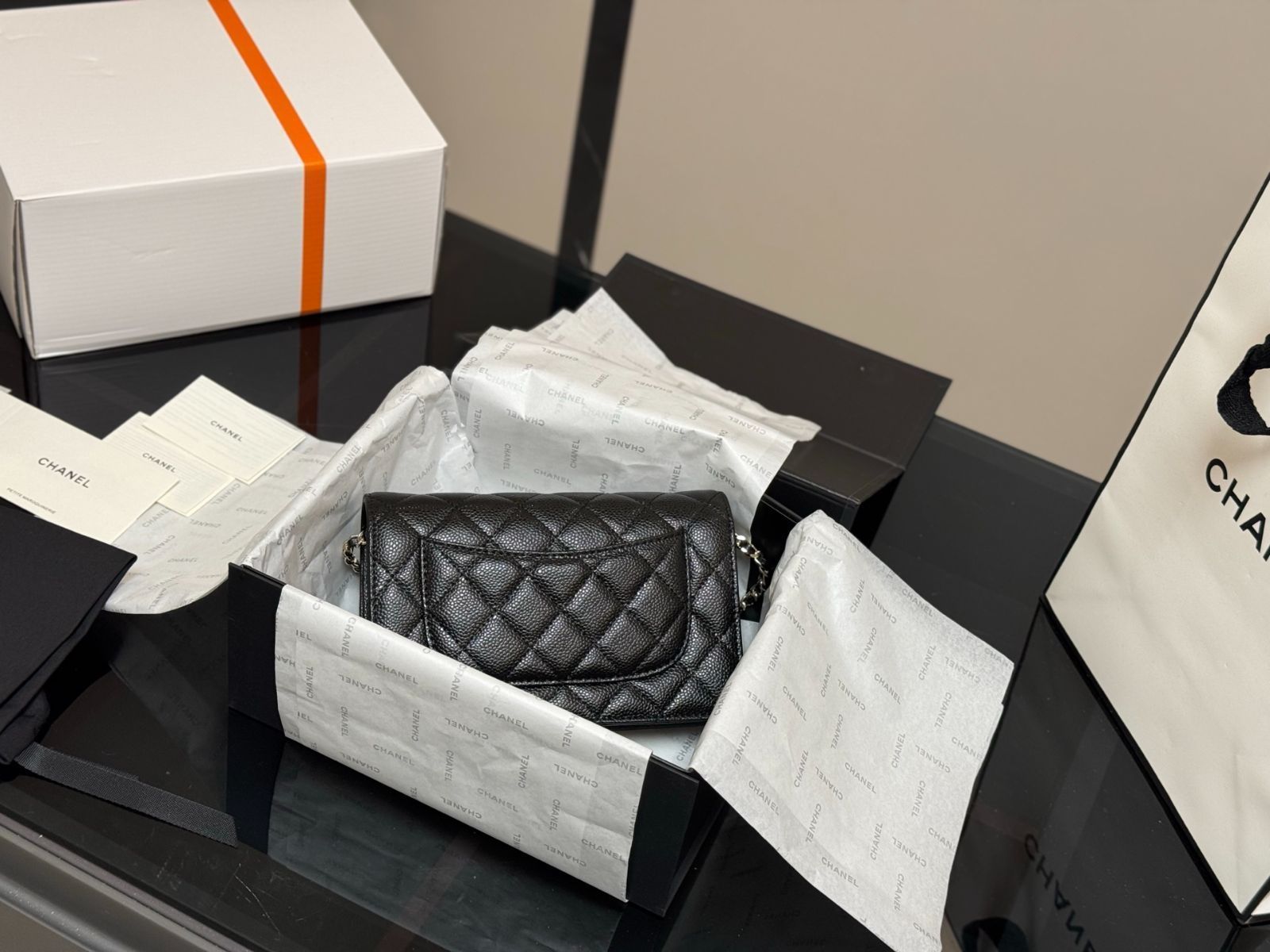 今日特価】Chanel ウォレット オン チェーン（WOC） 19×12cm