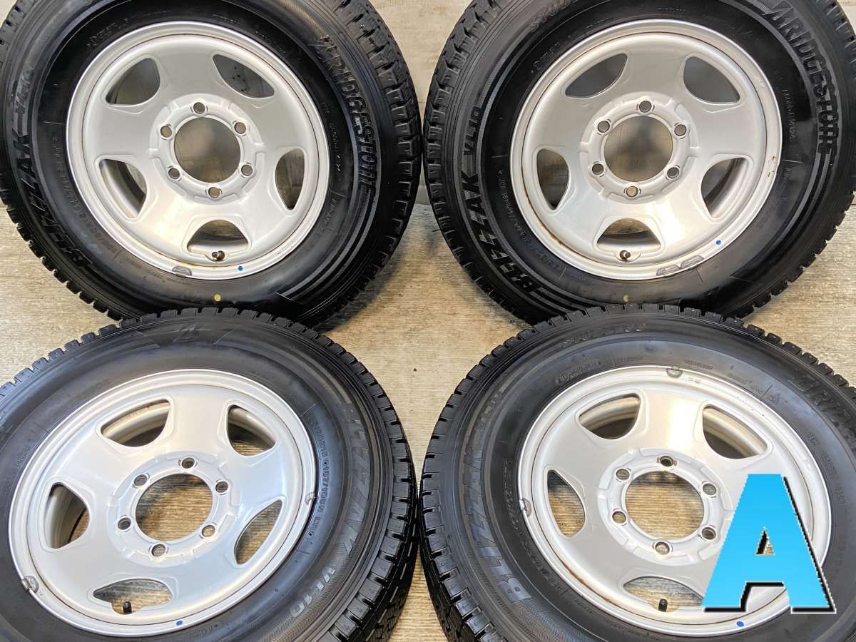 195/80R15 107/105LT中古タイヤ4本セットバリ目 中古タイヤ