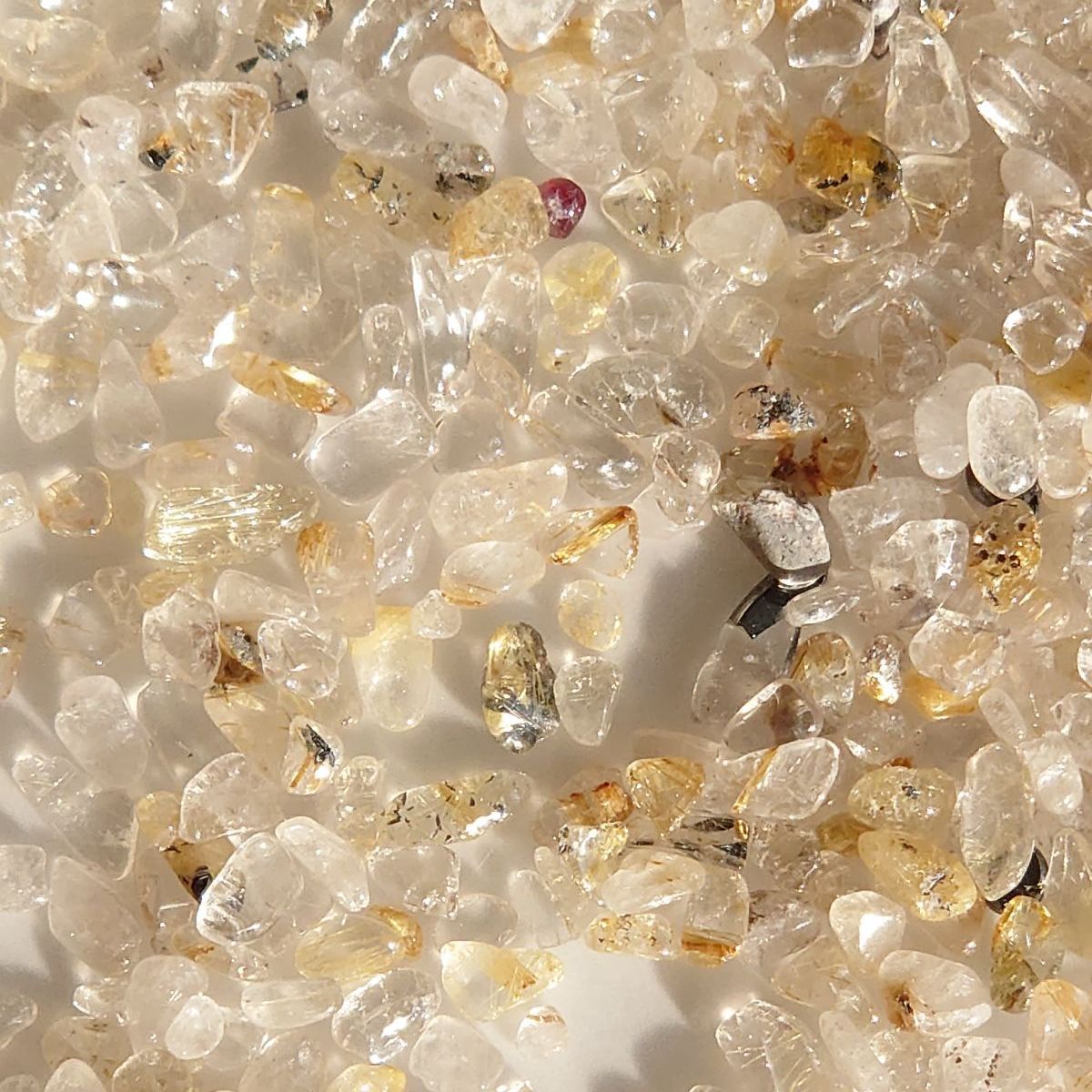 天然石ルチルクォーツさざれ石小粒100g NO182 - メルカリ