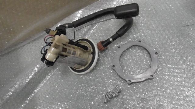 YBR125 LBPRE054000005xxx の 燃料ポンプ 1748914042