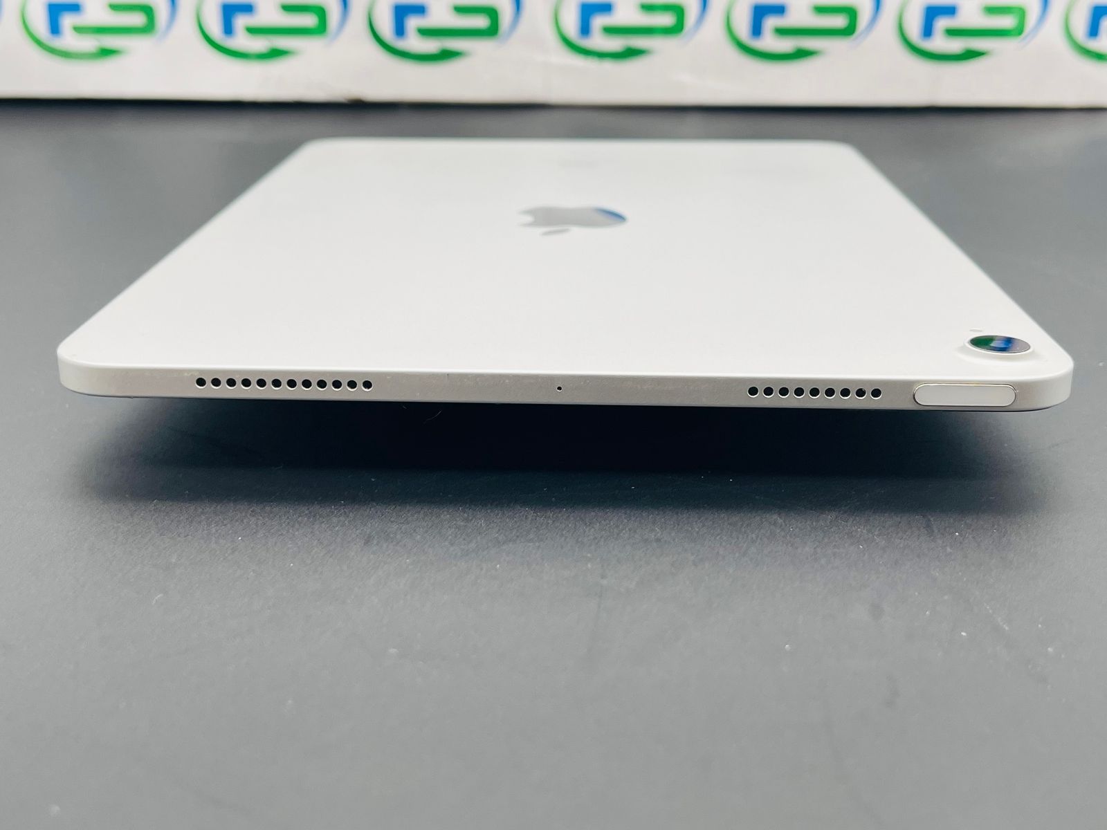 Apple ipad Air 第4世代 64GB Wi-Fiモデル MYFN2J/A iPad Air 第4