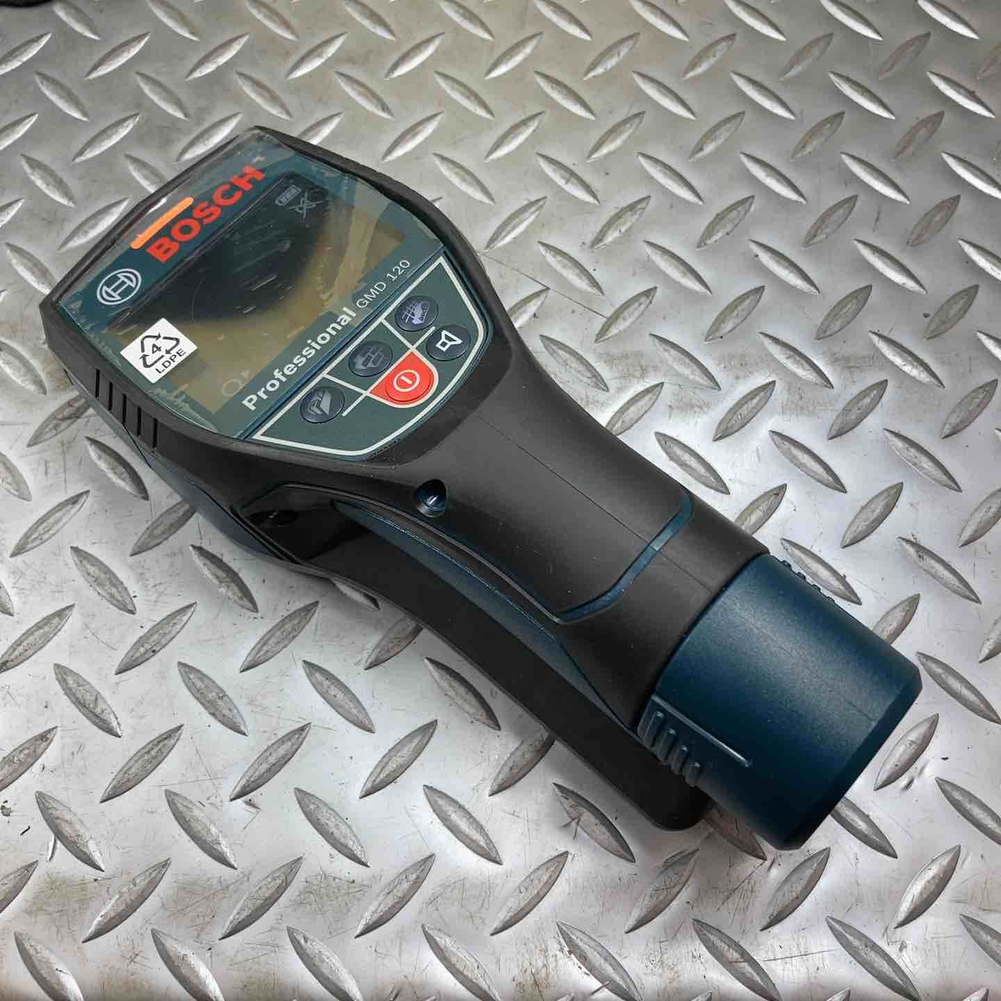 BOSCH マルチ探知機