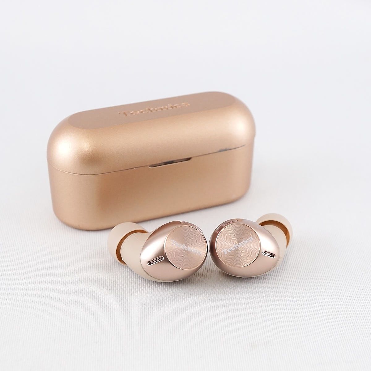 【付属品あり未使用に近い】Panasonic Technics AZ40M2 パナソニック Technics EAH-AZ40M2-K [ブラック] 価格比較