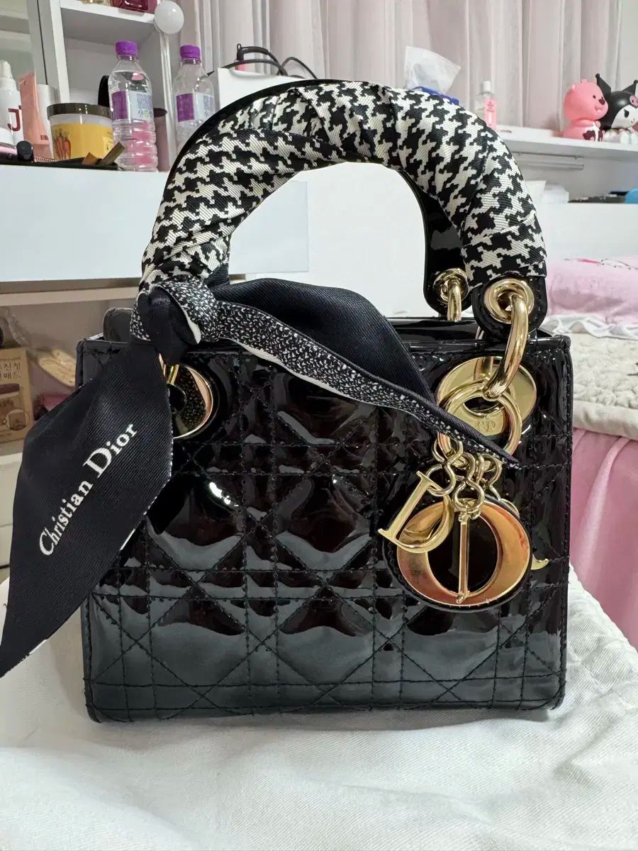 中古】LOUIS VUITTON ルイ・ヴィトン ポシェット・フェリシー M61276