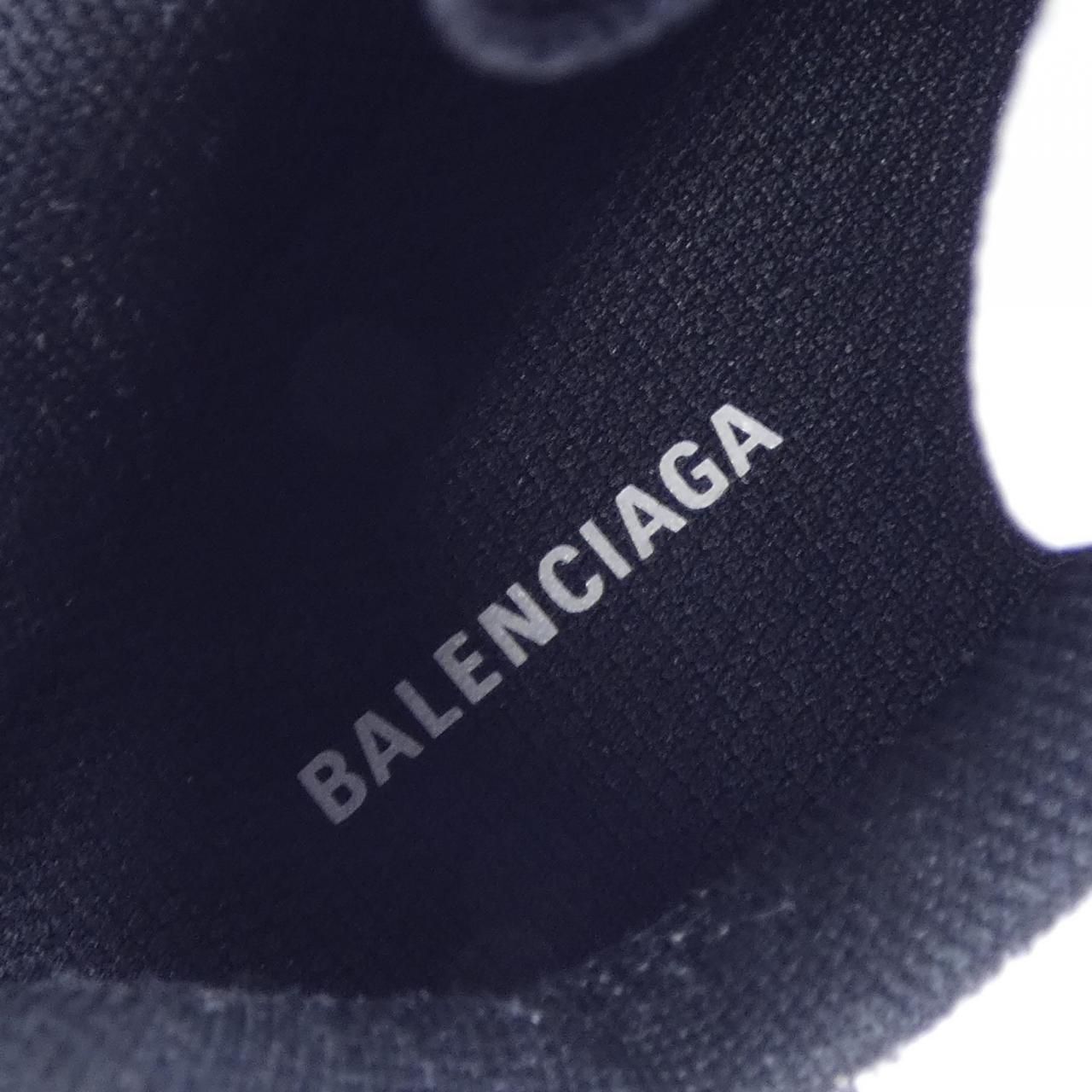 バレンシアガ BALENCIAGA