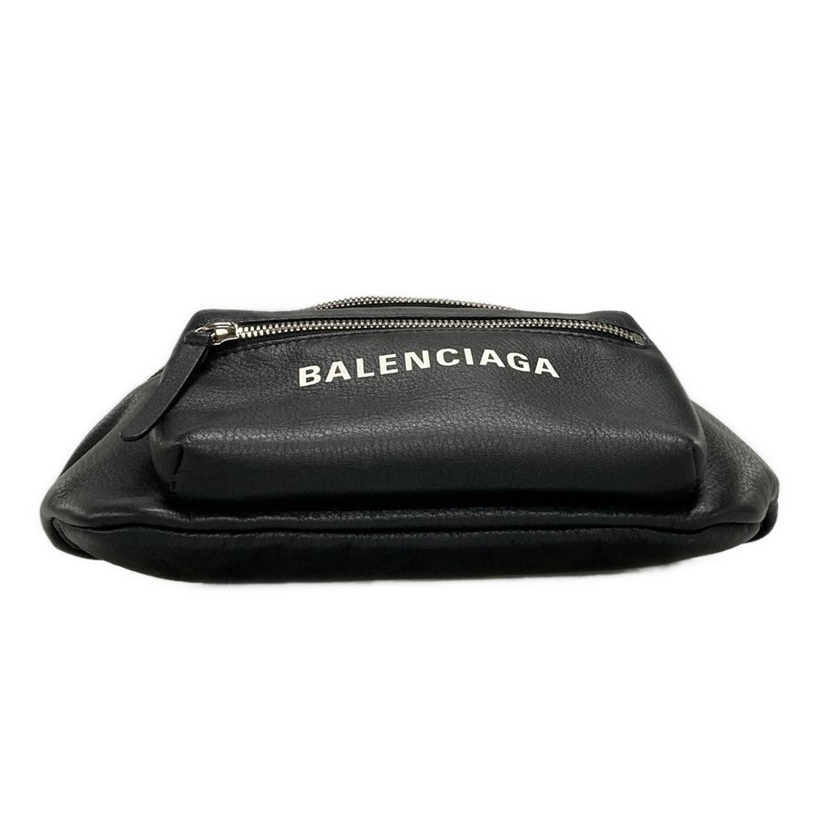 BALENCIAGA(バレンシアガ) ウエストポーチ エブリデイ ロゴ ベルトパック 529765 黒 レザー - メルカリ