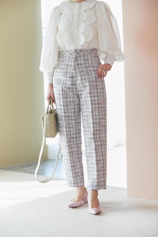 712t SEVENTEN by ミホオイカワ ツイードパンツ