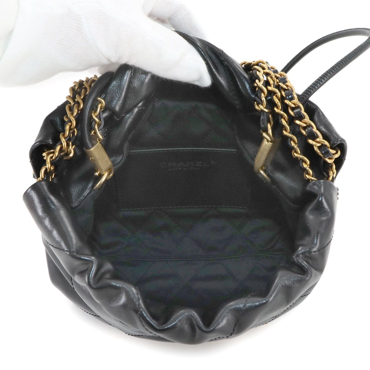 大人気★【CHANEL】シャネル22 ミニバッグ ショルダーバッグ CHANEL シャネル ショルダーバッグ シャネル 22 ミニマトラッセ