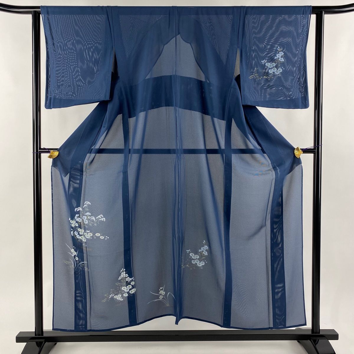 付下げ 身丈155.5cm 裄丈62cm S 薄物 秋草 霞 金彩 紺色 正絹 秀品