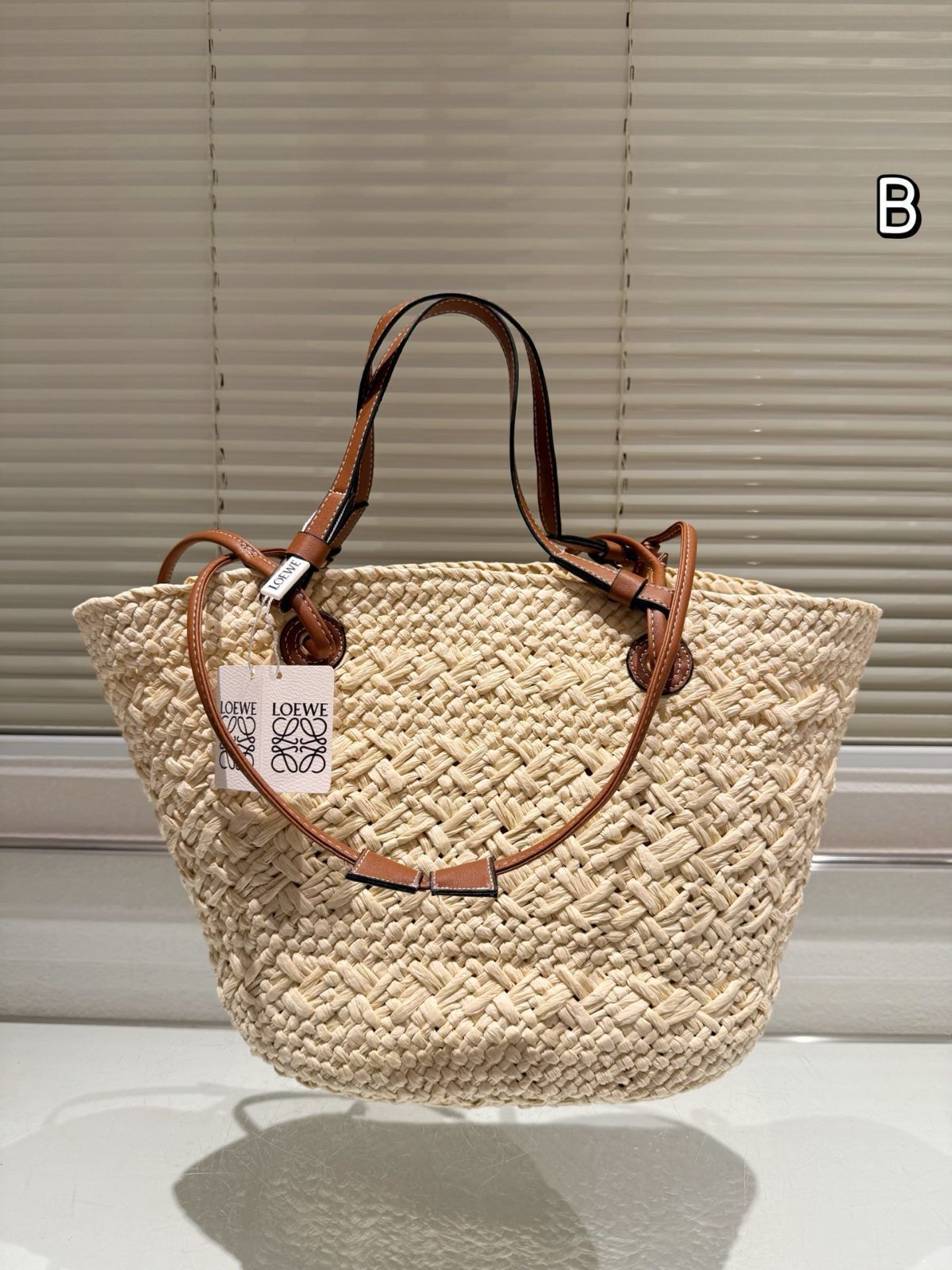 今日特価】Loewe Basket ロエベ バスケット バッグ - メルカリ
